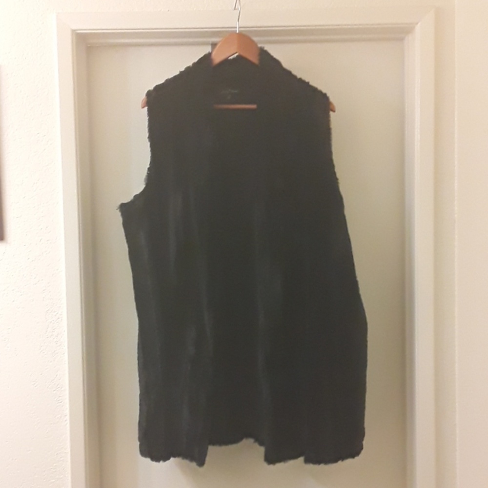 Slinky brand faux fur vest
